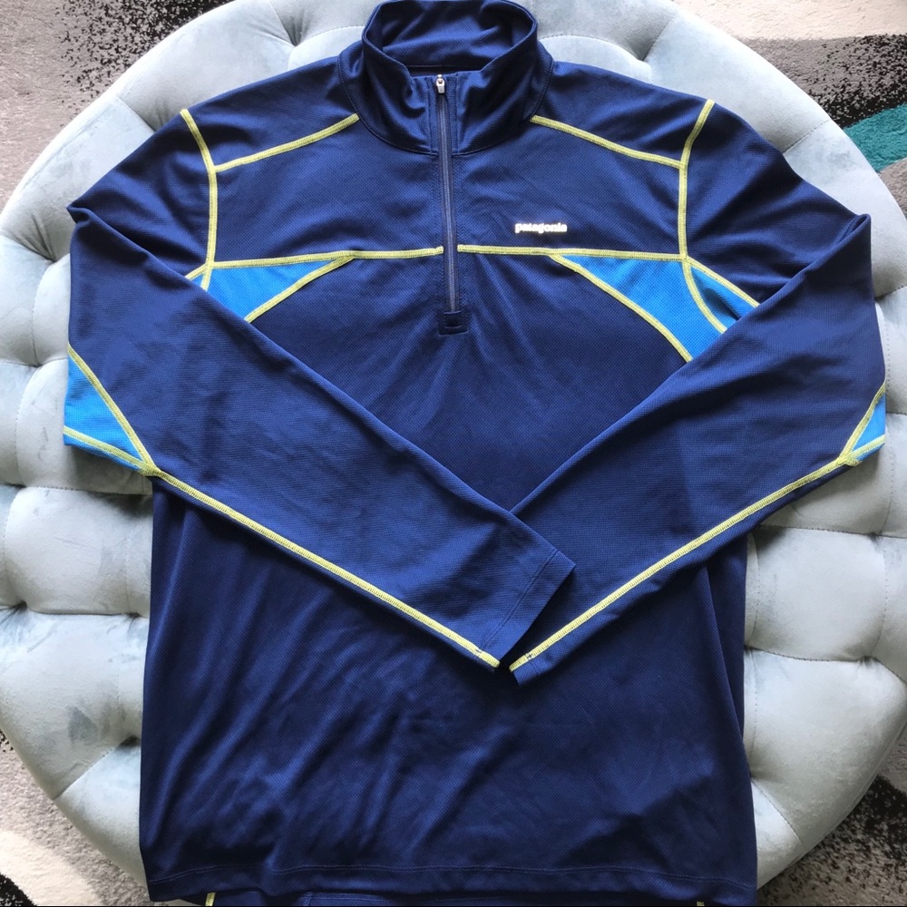 Patagonia Men’s Blue quarter Zip Pull Over Sz M